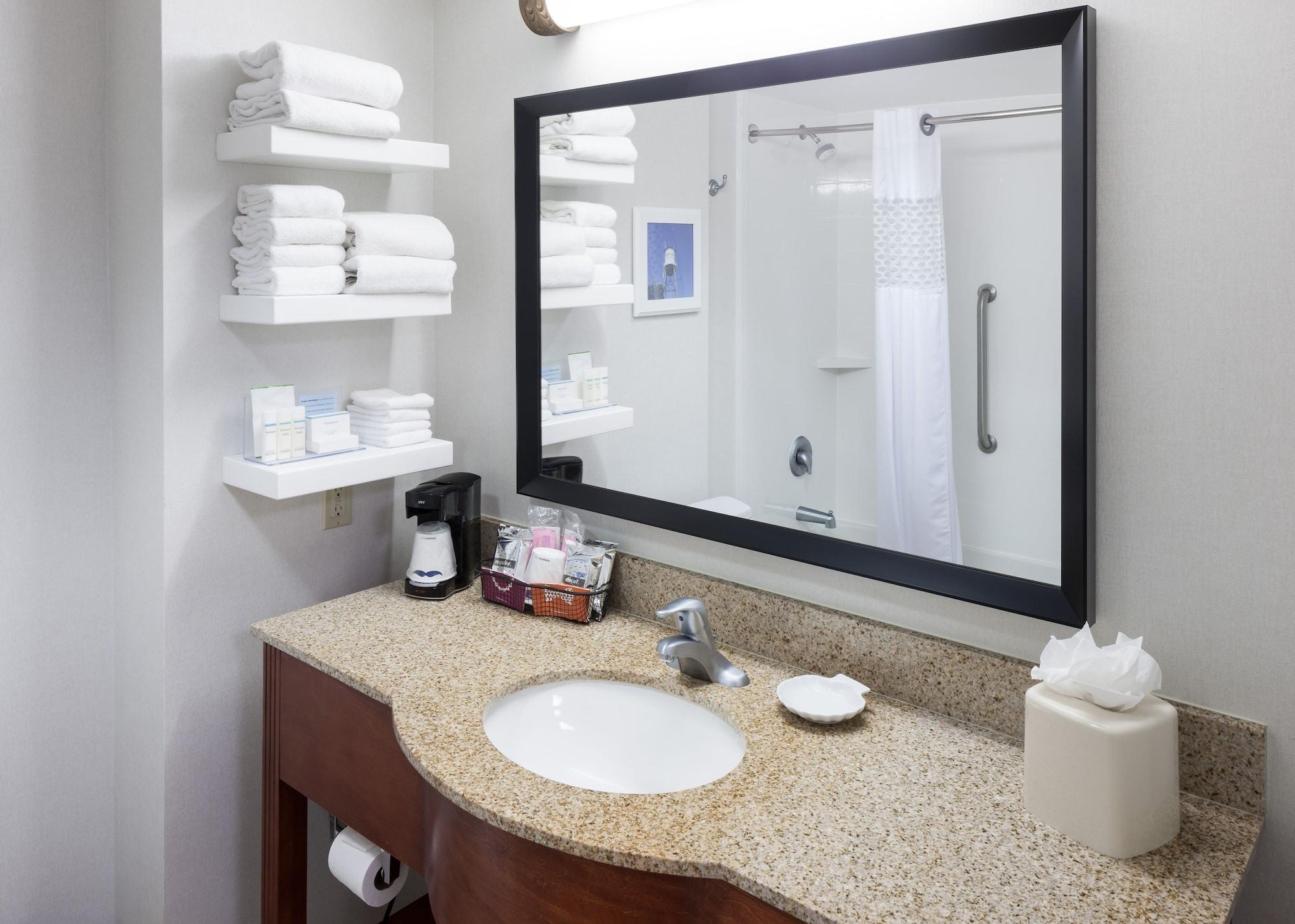 Hilton Garden Inn Фолсом Экстерьер фото