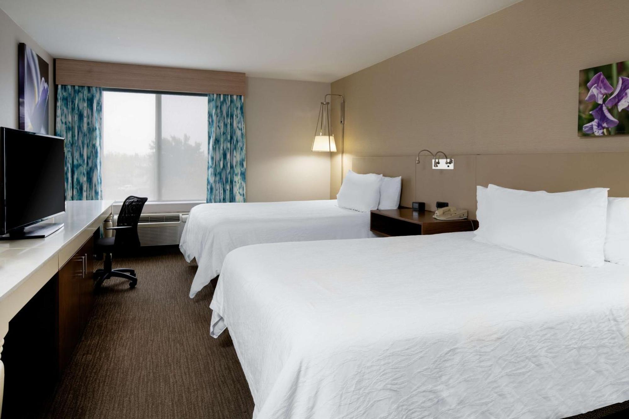 Hilton Garden Inn Фолсом Экстерьер фото